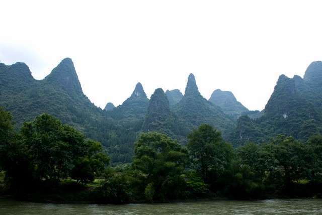Crucero por el rio Li, un paisaje de ensueño - China milenaria (1)